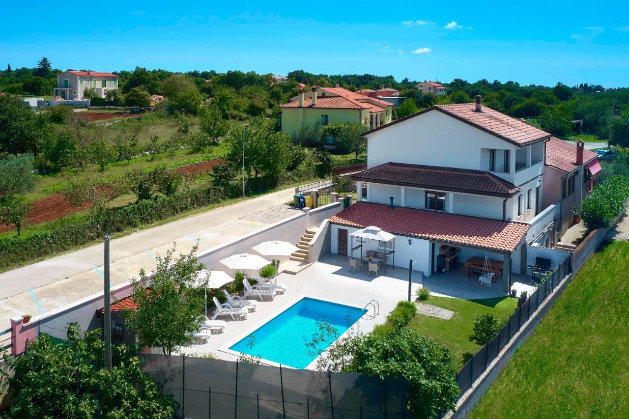 Holiday House Emma Burići Dış mekan fotoğraf