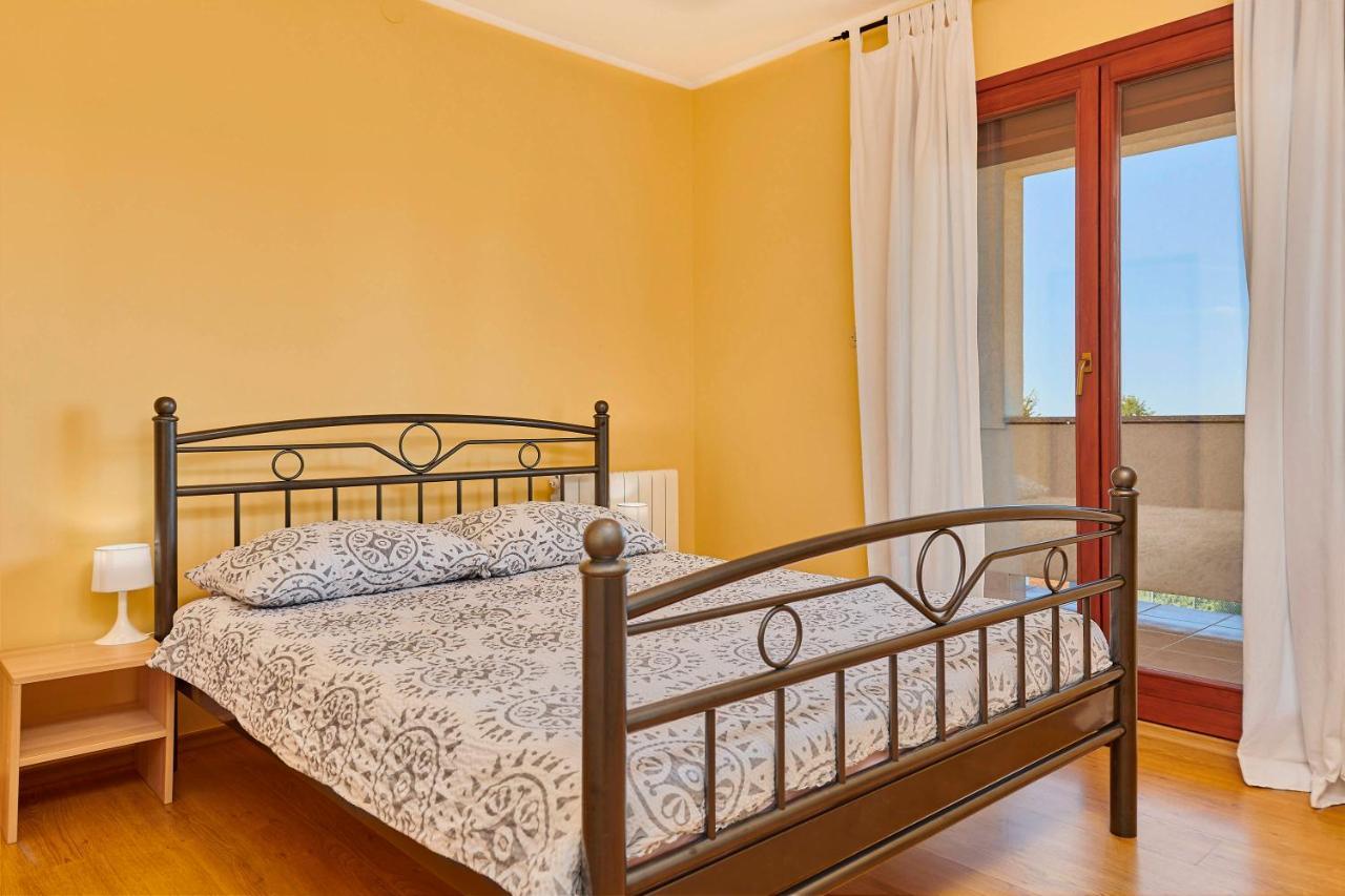 Holiday House Emma Burići Dış mekan fotoğraf