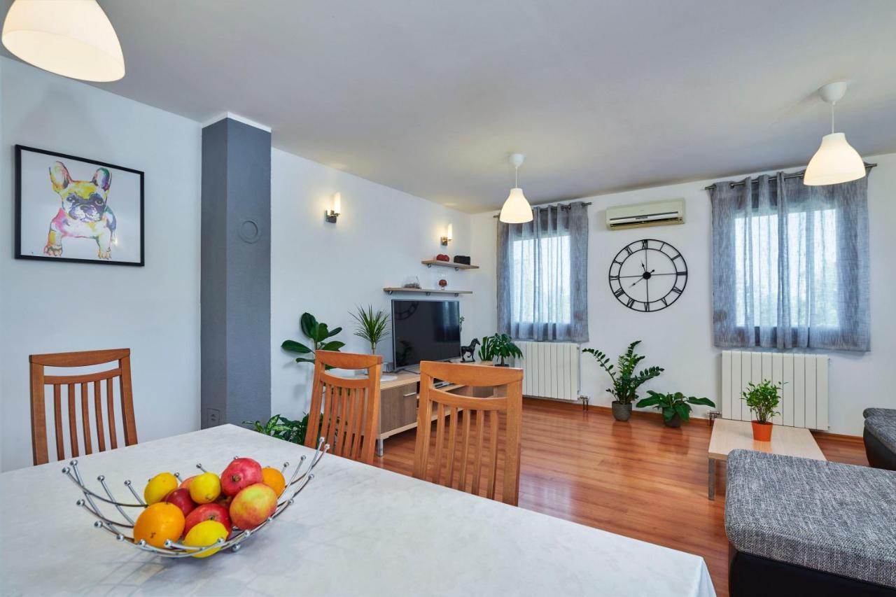Holiday House Emma Burići Dış mekan fotoğraf